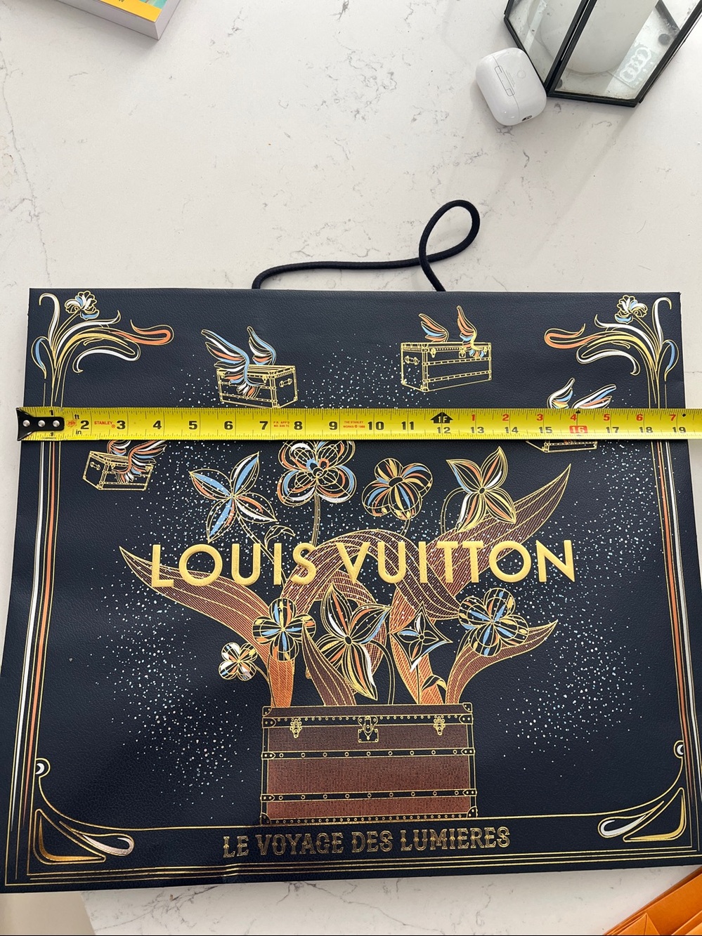 Louis Vuitton Shopping Bags - Picture 14 of 16